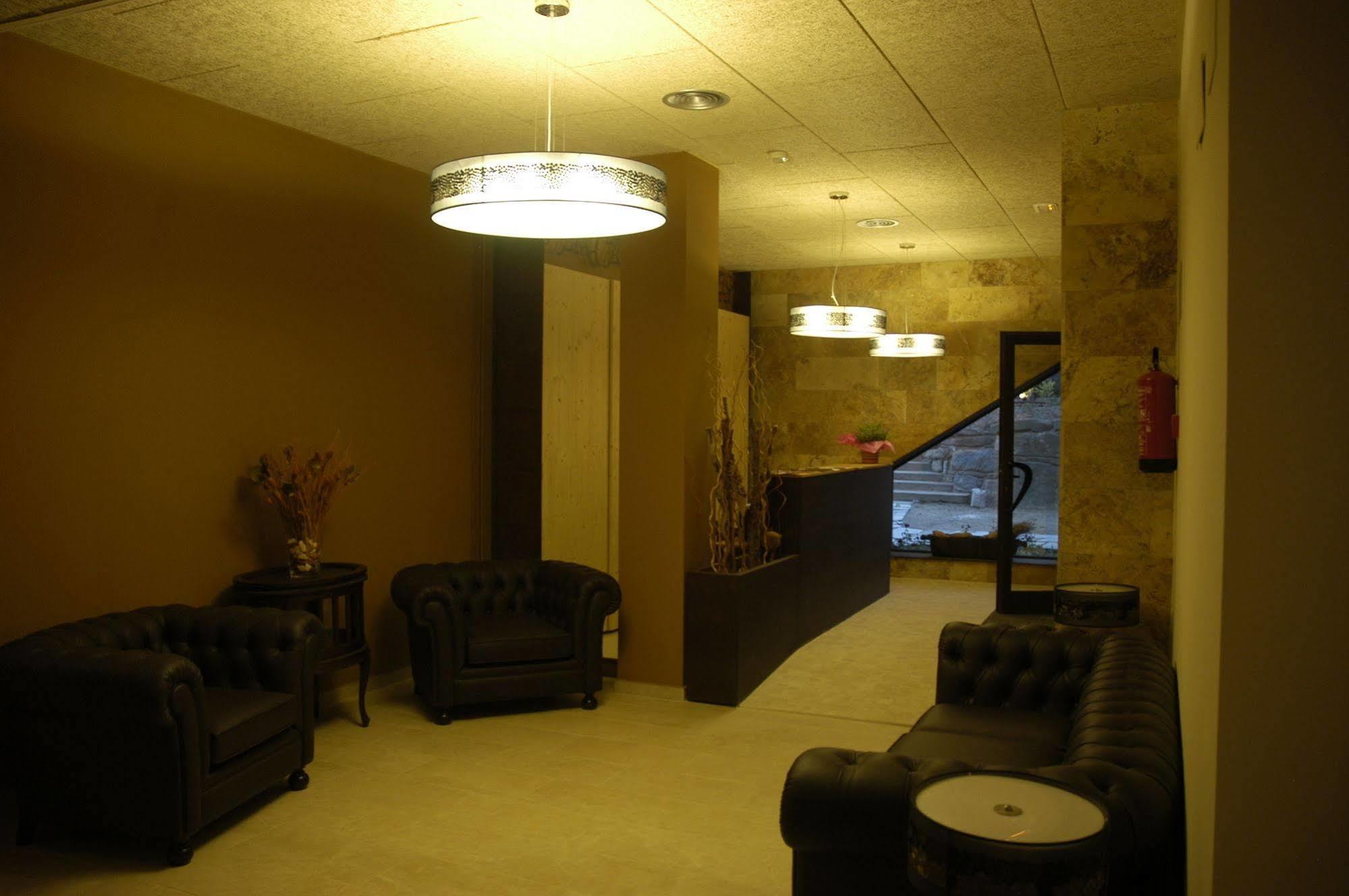 Apartament L'Arcada De Fares Sant Ferriol Zewnętrze zdjęcie