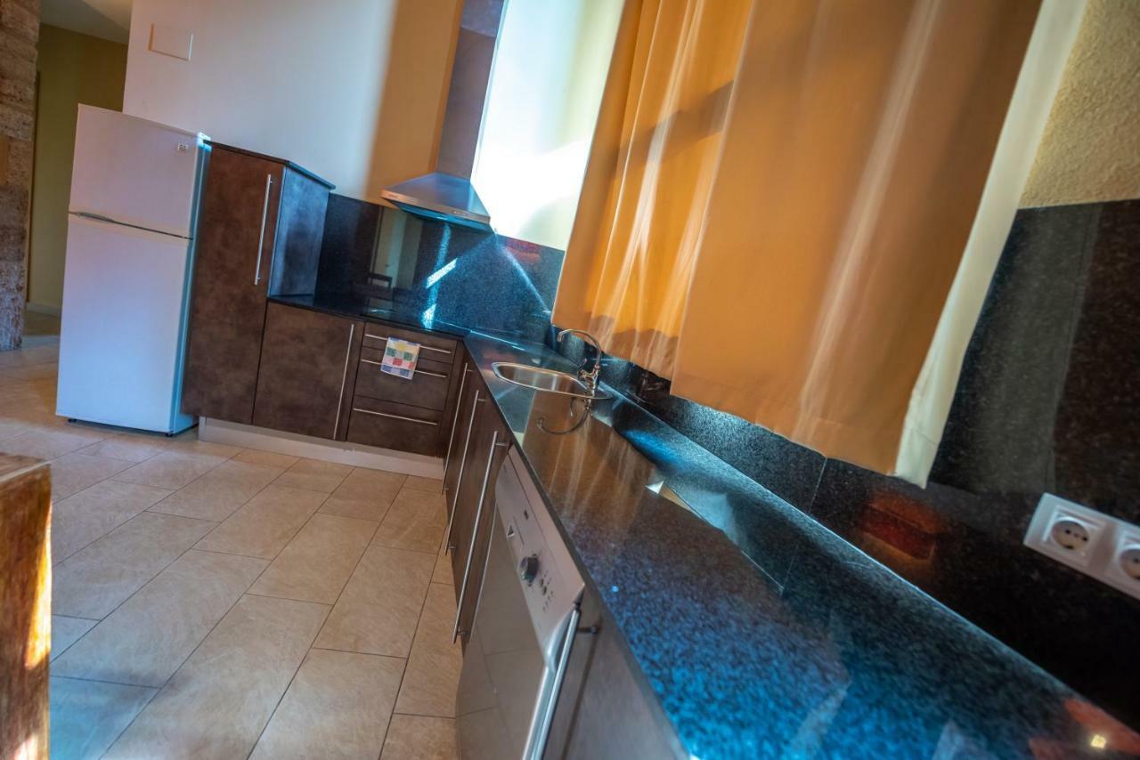 Apartament L'Arcada De Fares Sant Ferriol Zewnętrze zdjęcie